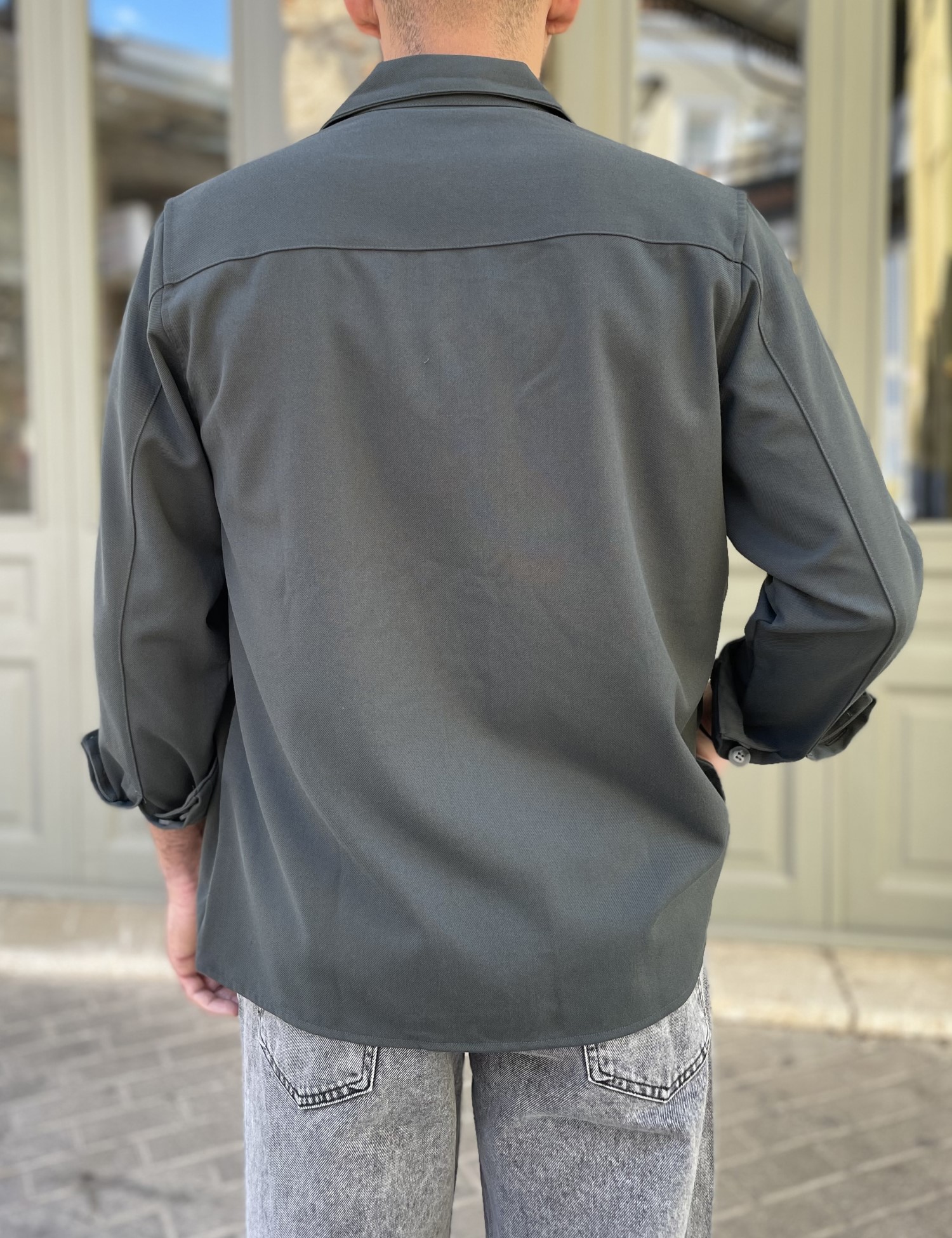 Ανδρικό πράσινο overshirt με γιακά 4501 φωτογραφία